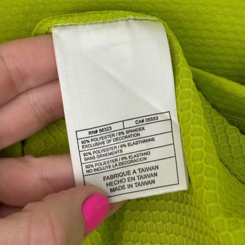 Nike Golf Women’s Bright Green 1/2 Zip Pullover Top - Picture 9 of 9